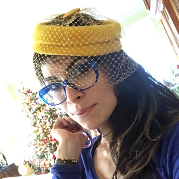 Pillbow netted Mustard Yellow - Picture 2 of 8